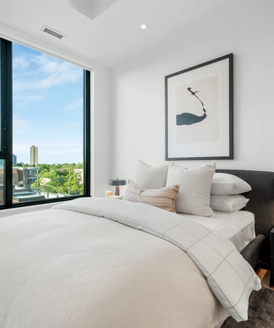 1 strathgowan avenue, Suite 710, Toronto, ON