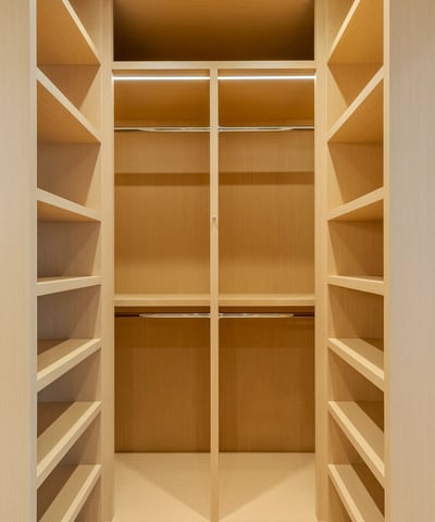 1 strathgowan avenue, Suite 710, Toronto, ON