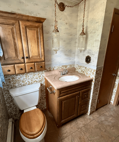 7 Keith Dr, Westport, MA