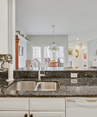 7151 Steeplechase Way, 41, Lansing, MI