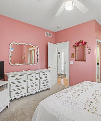 7151 Steeplechase Way, 41, Lansing, MI
