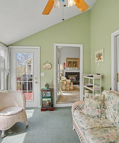 7151 Steeplechase Way, 41, Lansing, MI