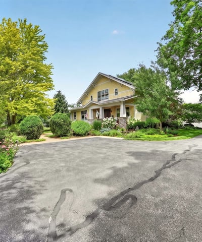 726 Somonauk St, Sycamore, IL