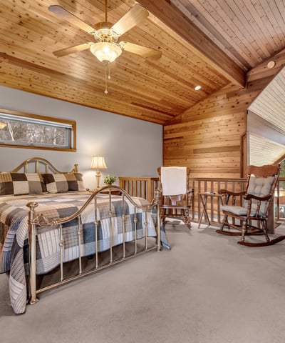 17325 Nicklaus Court, Weed, CA