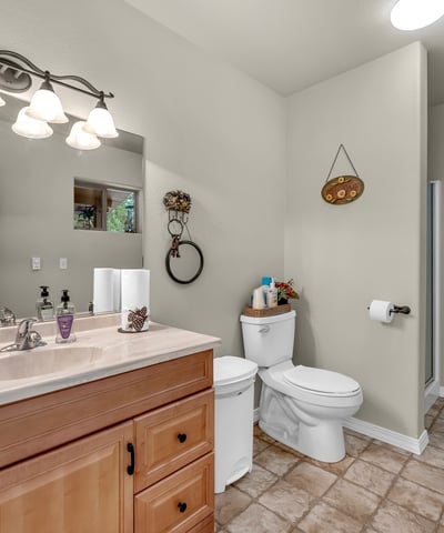 17325 Nicklaus Court, Weed, CA