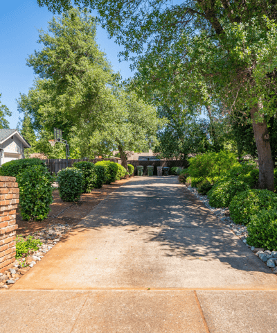 2364 La Madre Court, Redding, CA