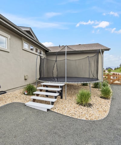 The homeowner meticulously maintained this yard. You won't find a home with better landscaping.