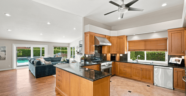 5500 Liverpool Court, Oak Park, CA