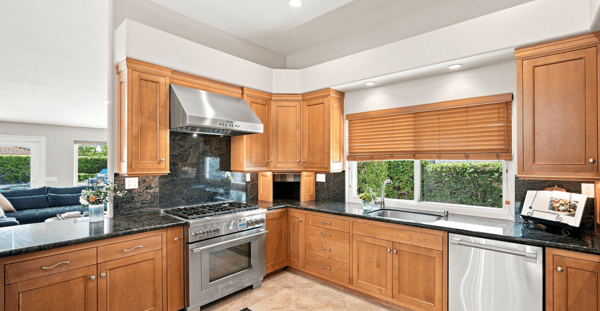 5500 Liverpool Court, Oak Park, CA