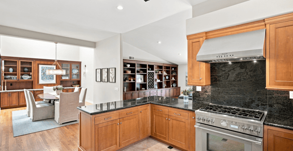 5500 Liverpool Court, Oak Park, CA
