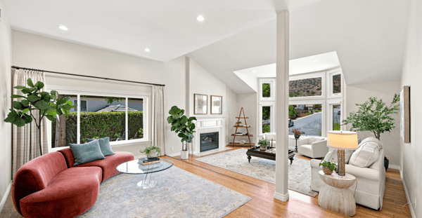5500 Liverpool Court, Oak Park, CA