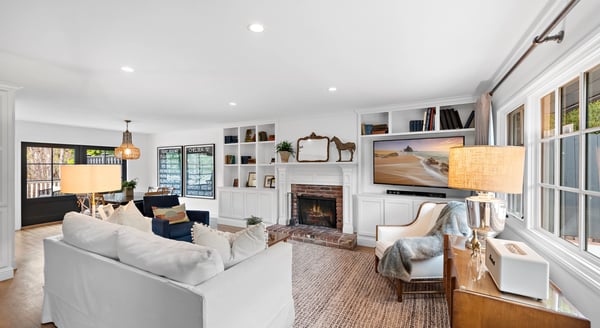 916 Bluebird Canyon Drive, Laguna Beach, CA