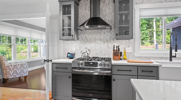 22 Kendall Lane, Raymond, NH