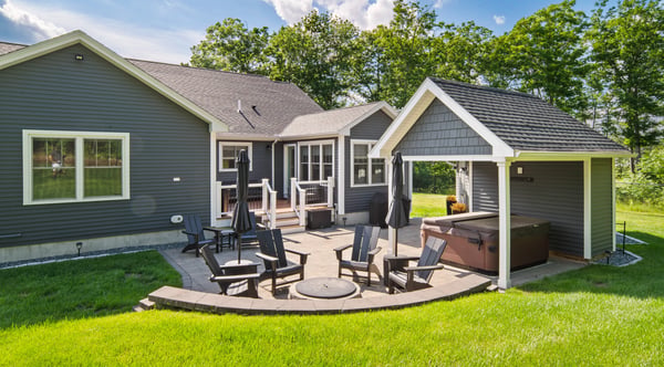 22 Kendall Lane, Raymond, NH