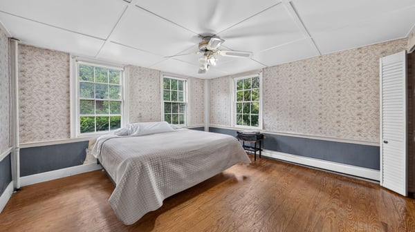 168-170 S Main St, Hopedale, MA
