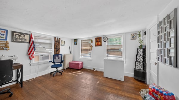 168-170 S Main St, Hopedale, MA