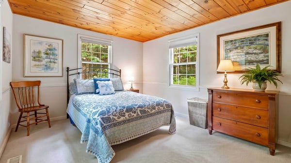 127 Penacook Road, Sutton, NH