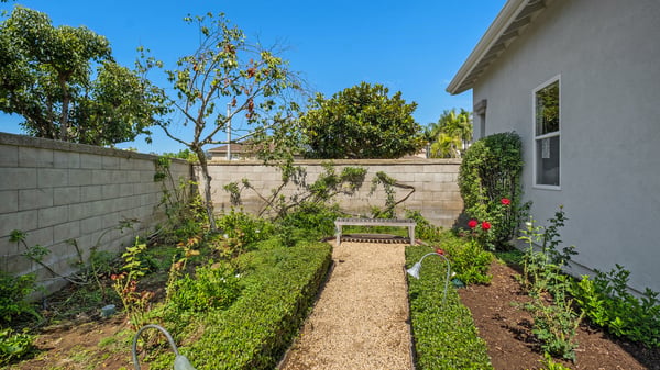 16 Charity, Irvine, CA