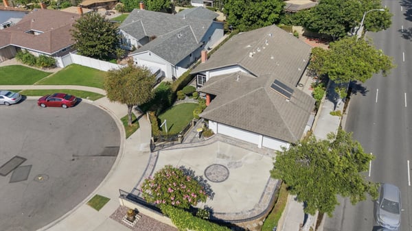 17982 Los Pesos, Fountain Valley, CA
