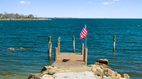 39 Chippechaug Trail, Mystic, CT