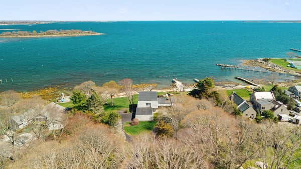 39 Chippechaug Trail, Mystic, CT