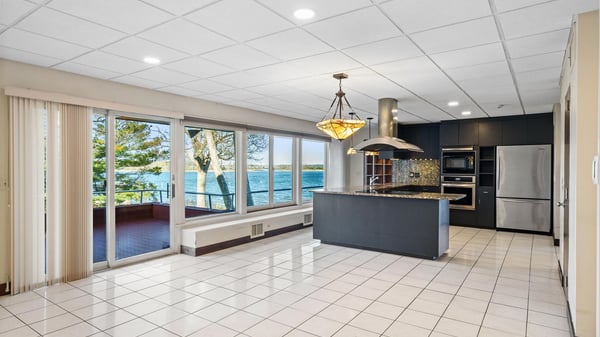 39 Chippechaug Trail, Mystic, CT