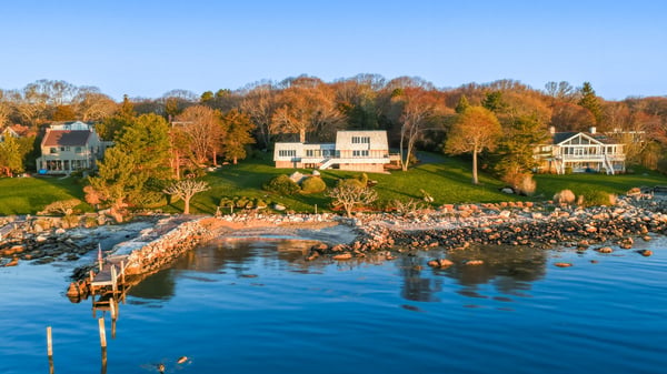 39 Chippechaug Trail, Mystic, CT
