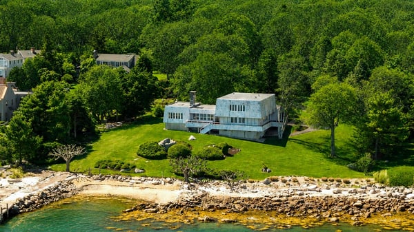 39 Chippechaug Trail, Mystic, CT