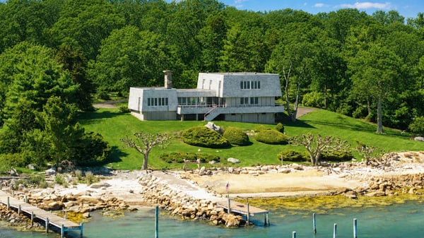 39 Chippechaug Trail, Mystic, CT