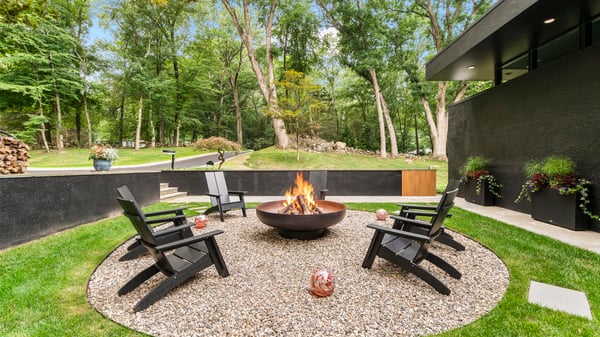 17 Pine Ridge Road, Woodbridge, CT