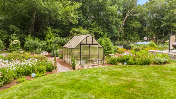 17 Pine Ridge Road, Woodbridge, CT