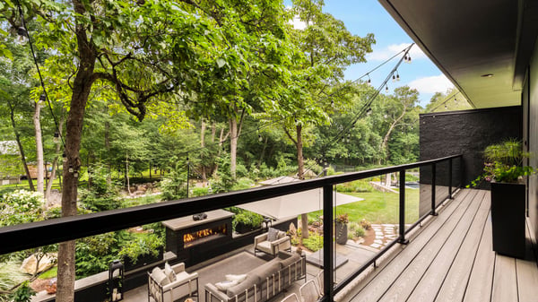17 Pine Ridge Road, Woodbridge, CT