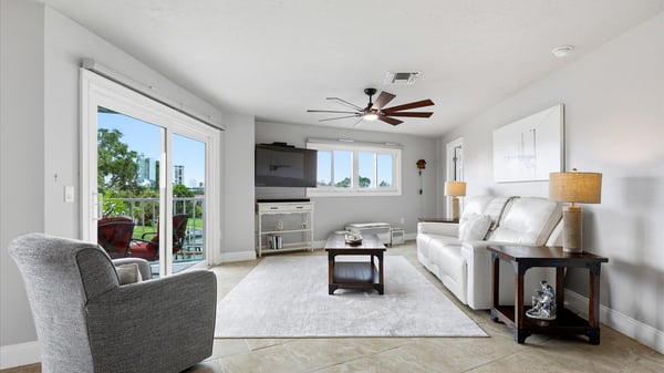 610 Island Way, 201, Clearwater Beach, FL