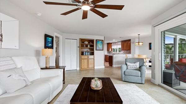 610 Island Way, 201, Clearwater Beach, FL