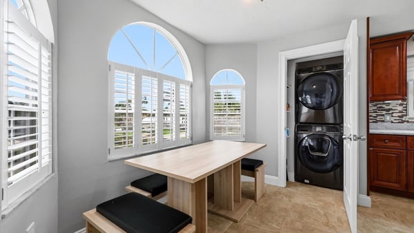 610 Island Way, 201, Clearwater Beach, FL