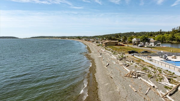 1240 Admirals Drive, Coupeville, WA