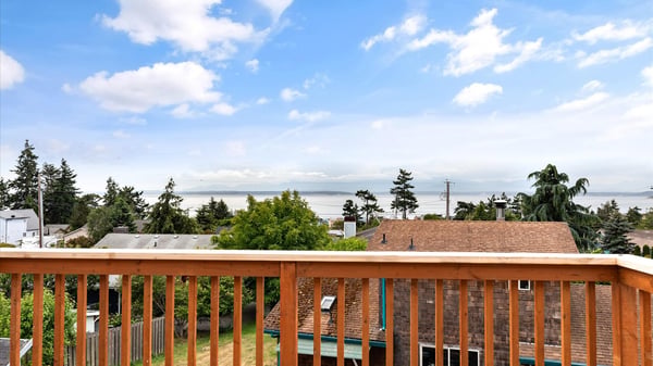 1240 Admirals Drive, Coupeville, WA