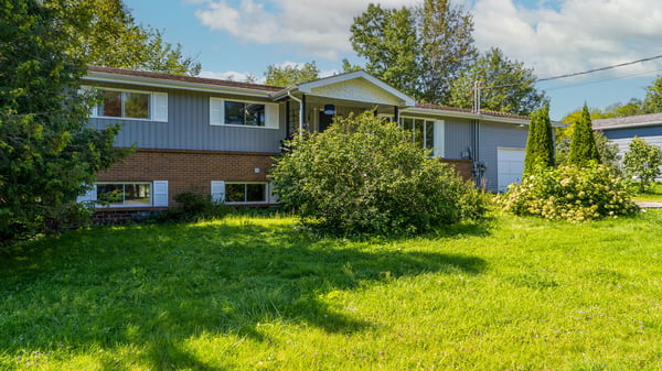 15 Ernest Avenue, Beaver Bank, NS
