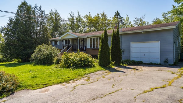 15 Ernest Avenue, Beaver Bank, NS