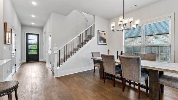 Dining space for the longest of tables!