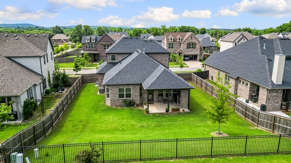 3864 W Violet Street, Fayetteville, AR