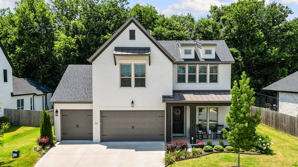 2823 N Whistle Post Dr, Fayetteville, AR