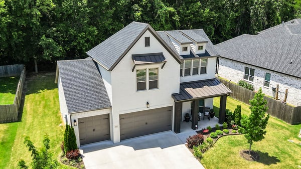 2823 N Whistle Post Dr, Fayetteville, AR