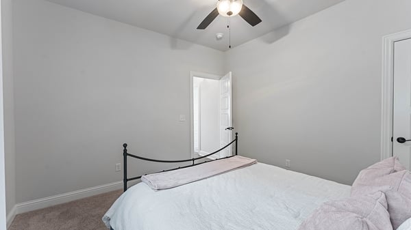 2823 N Whistle Post Dr, Fayetteville, AR