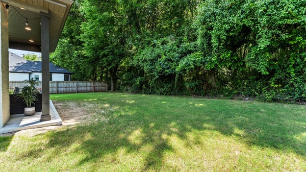 2823 N Whistle Post Dr, Fayetteville, AR