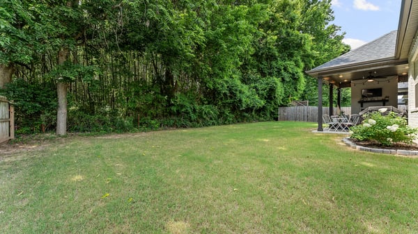 2823 N Whistle Post Dr, Fayetteville, AR