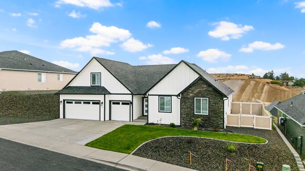 309 N 91st Ave, Yakima, WA
