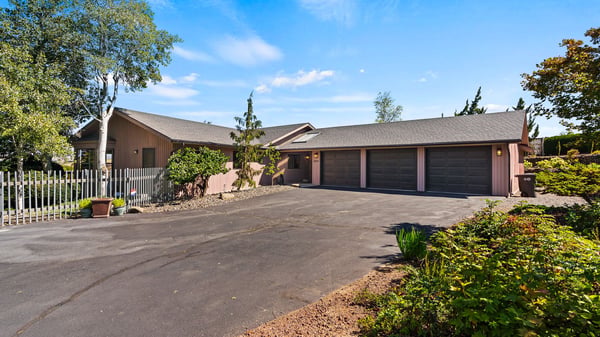 4701 Hilltop Lane, Yakima, WA