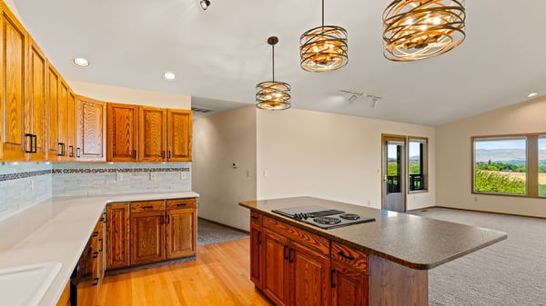 4701 Hilltop Lane, Yakima, WA