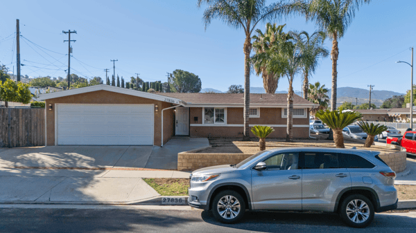 27836 Walnut Springs Ave, Santa Clarita, CA